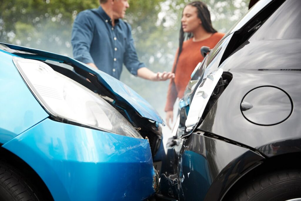 5 Steps you must took after a Collision for your own safety