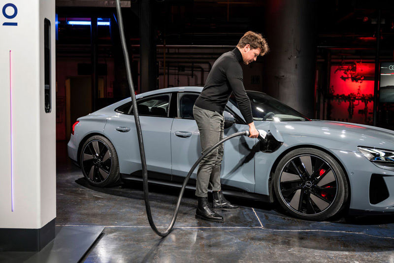 Audi E-Tron GT buyers will get three years of free DC fast charging